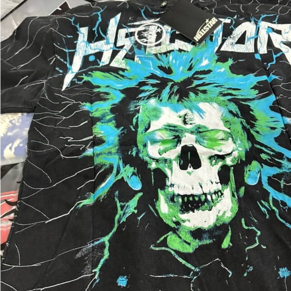 Black and Blue Skull Graphic Short Sleeve Tee